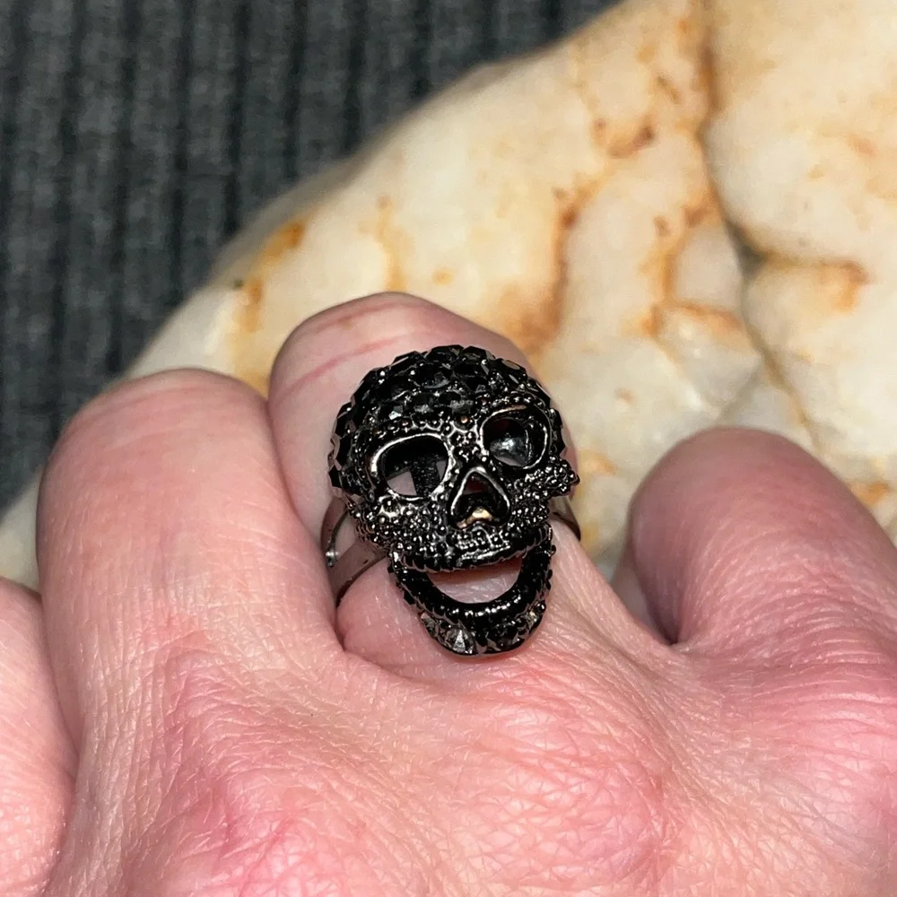 N/A edgy set